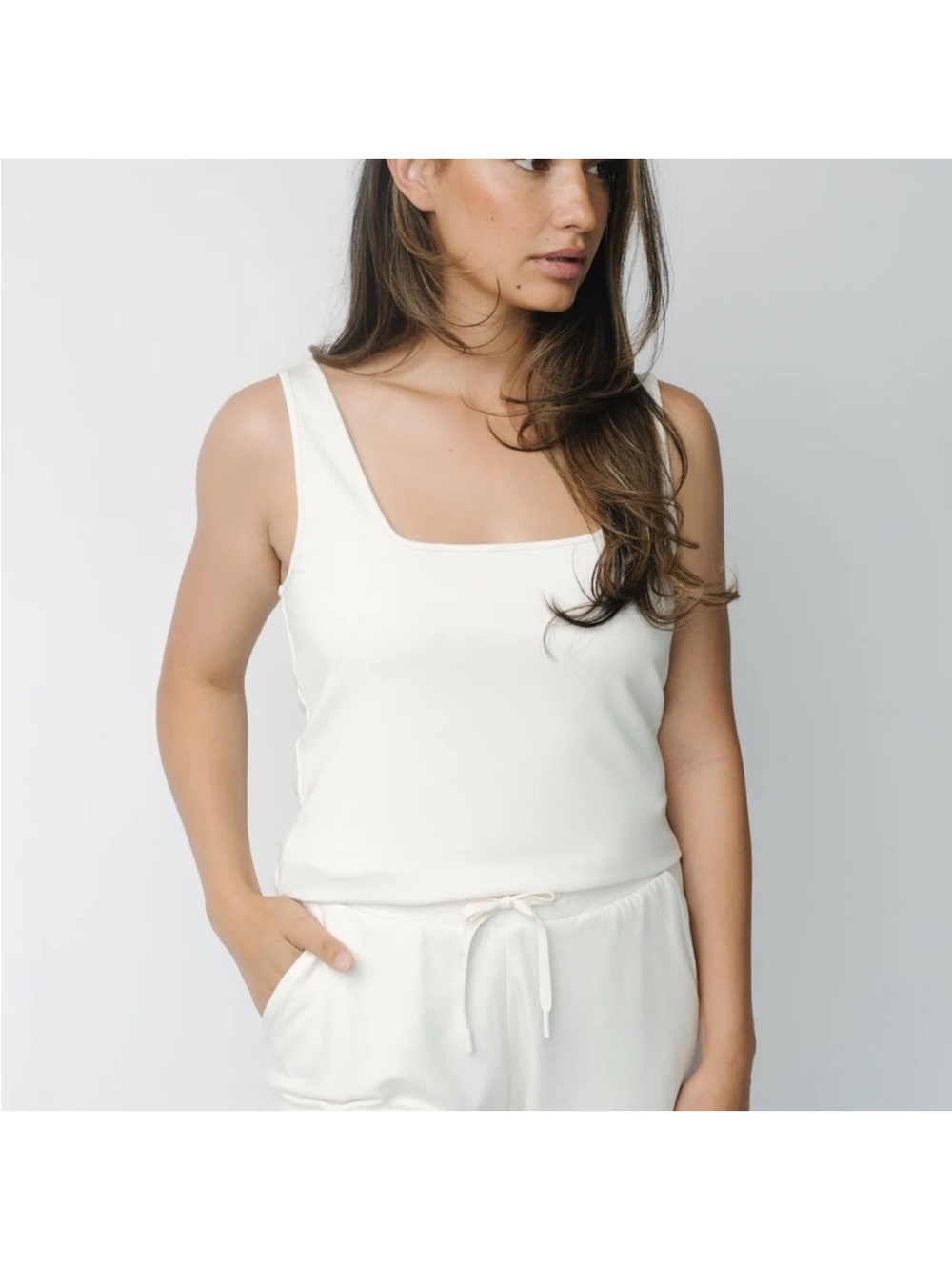 Cozy Earth size XXL Bamboo Ultra-Soft‎ Square Neck Tank Top In Ivory Minimalist